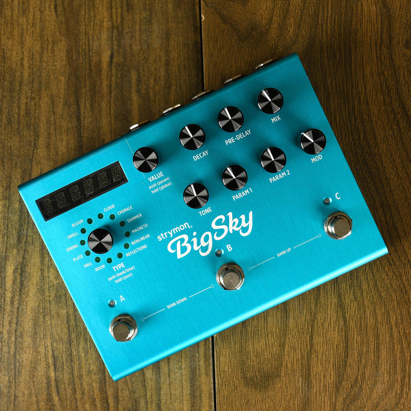 Strymon Bigsky Reverberator Reverb Pedal