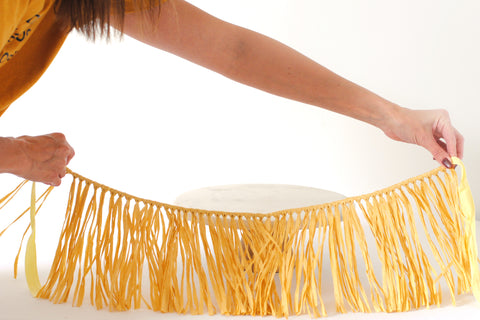 Grass skirt for luau cake idea | Avalon Sunshine