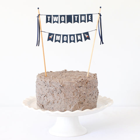 TWO the Moon Birthday cake with cake topper | cake toppers by Avalon Sunshine