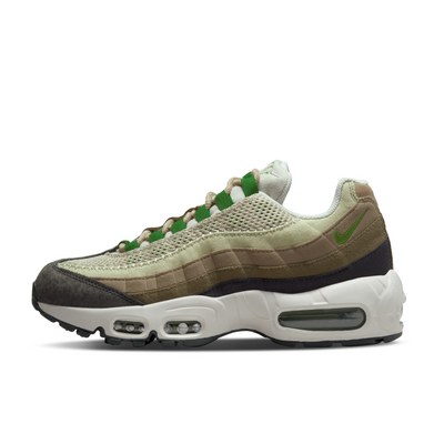 Air Max 95 NIGHT FOREST/CHLOROPHYLL-MEDIUM OLIVE - Side - Off The Hook Montreal