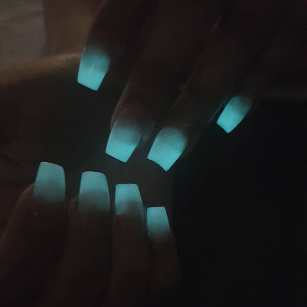 How To Create Glow In The Dark Nails Art N Glow