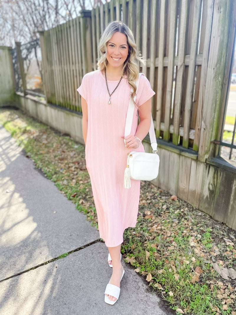 The More You Know Short Sleeve Ribbed Midi Dress in Pink