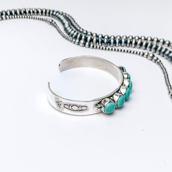HaDa Collection | Detailed Sterling Silver Cuff with Six Green Kingman Turquoise Stones