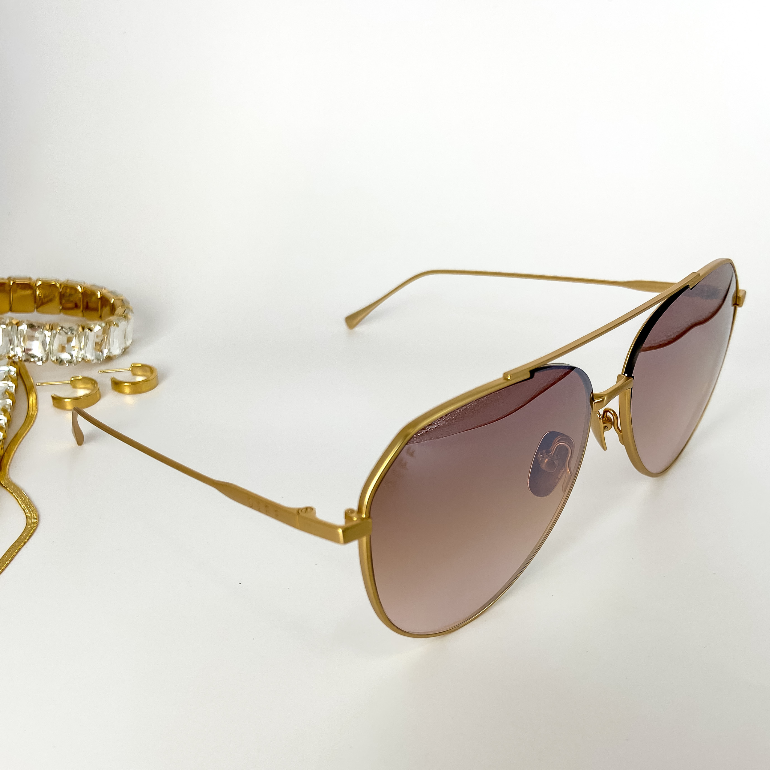 Dash Sunset Mirror Lens Sunglasses in Gold Tone