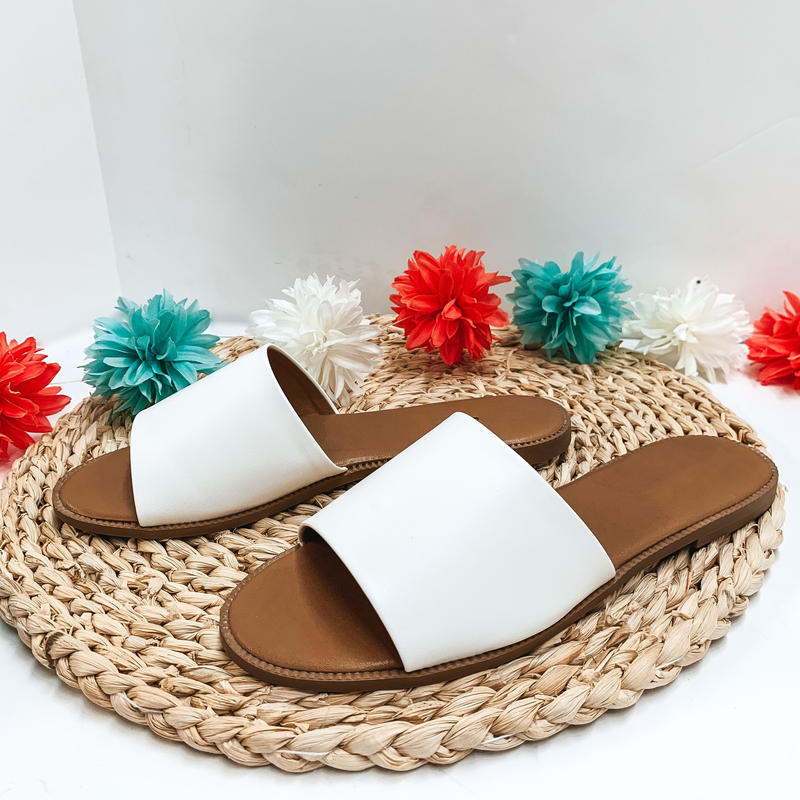 Last Chance Size 6 | Beach Babe Slide On Sandals in White