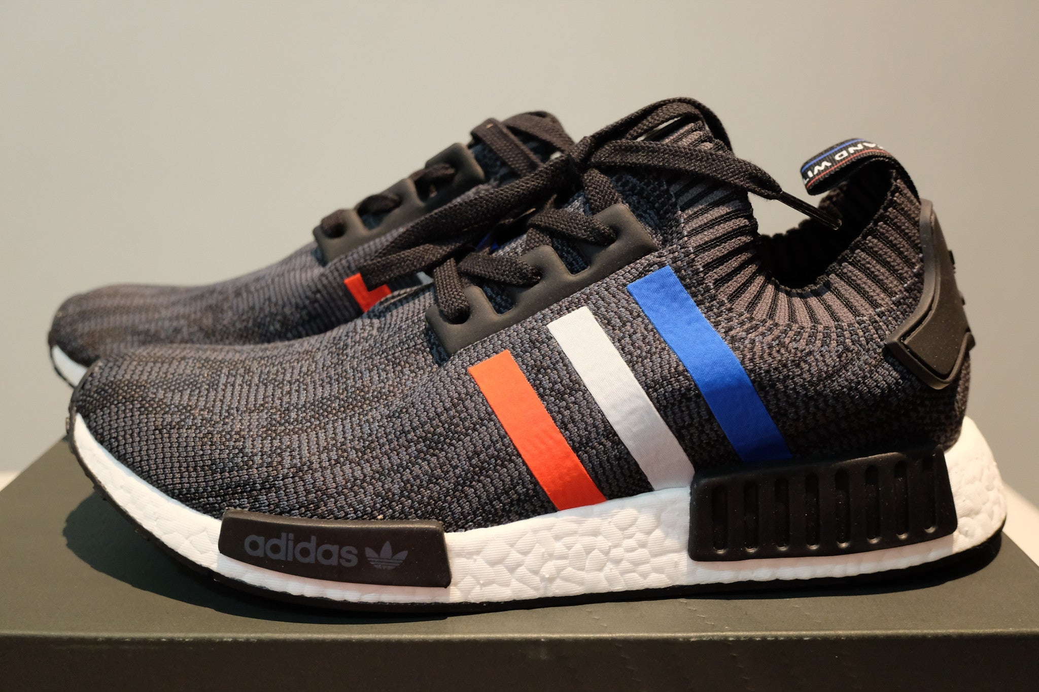 nmd tri color footlocker