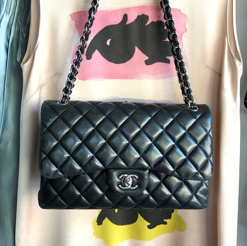 Chanel Classic Jumbo Double Flap Black Caviar  ＬＯＶＥＬＯＴＳＬＵＸＵＲＹ