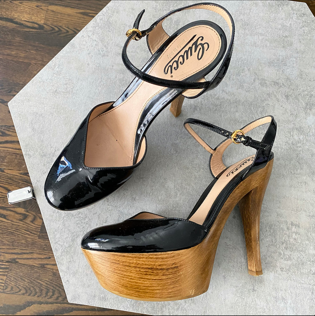 Gucci Black Patent and Wood Platform Clog Sandals - USA 8 – I MISS YOU  VINTAGE
