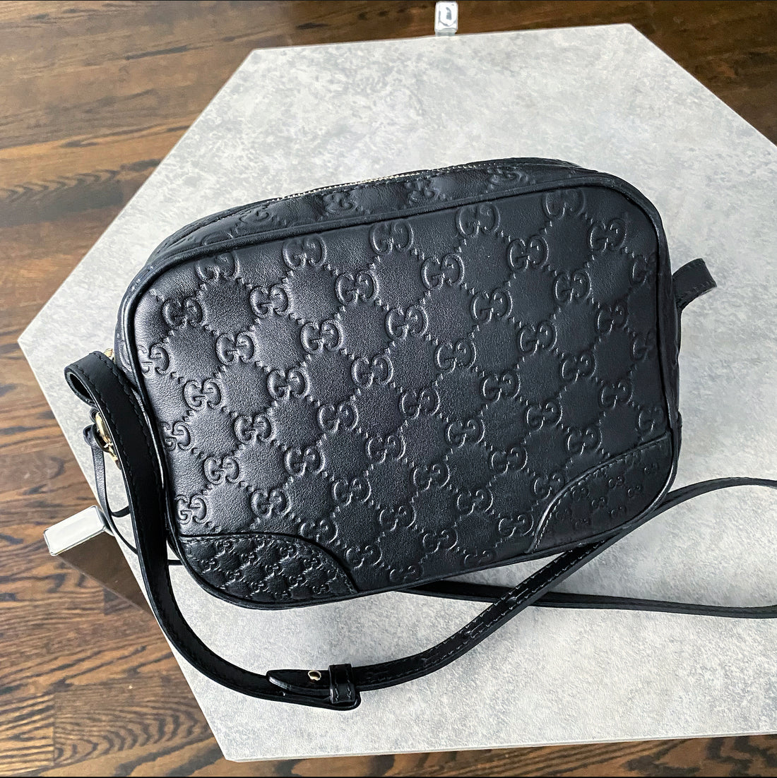 Gucci Black Guccissima Bree Camera Crossbody Bag – I MISS YOU VINTAGE