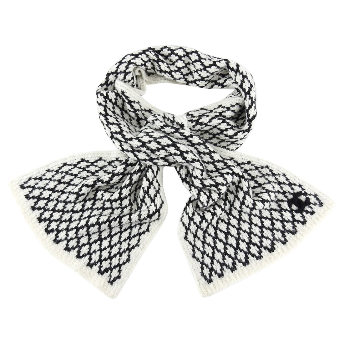 Sale > black and white scarf > in stock