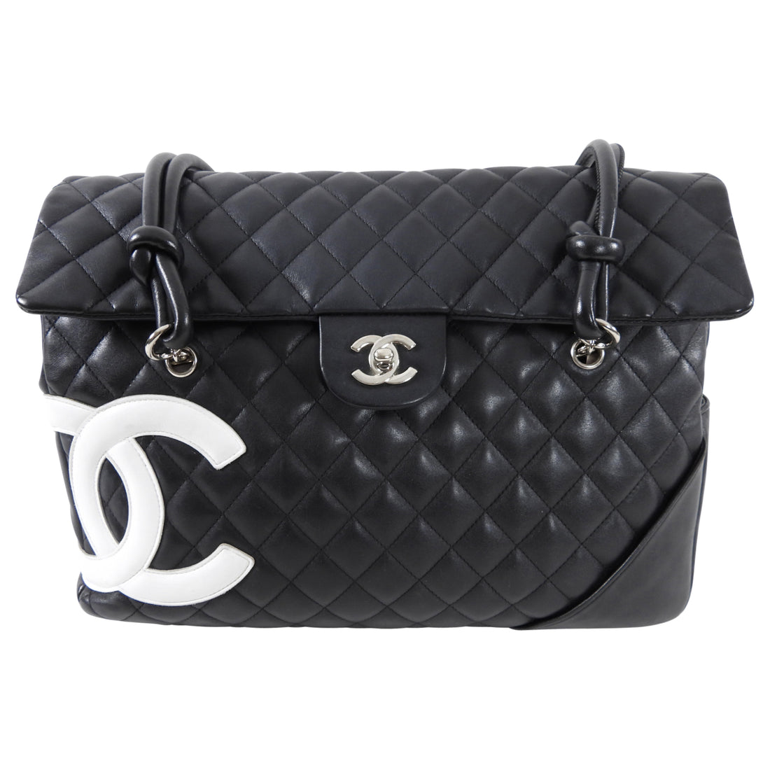 black chanel bag with white cc