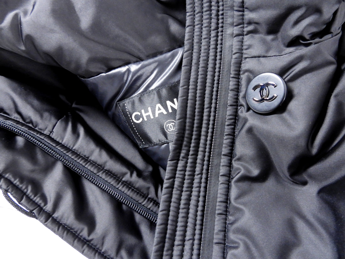 Chanel Coco Neige Black Hooded Jacket / Vest - FR38 / USA 6 – I MISS YOU  VINTAGE