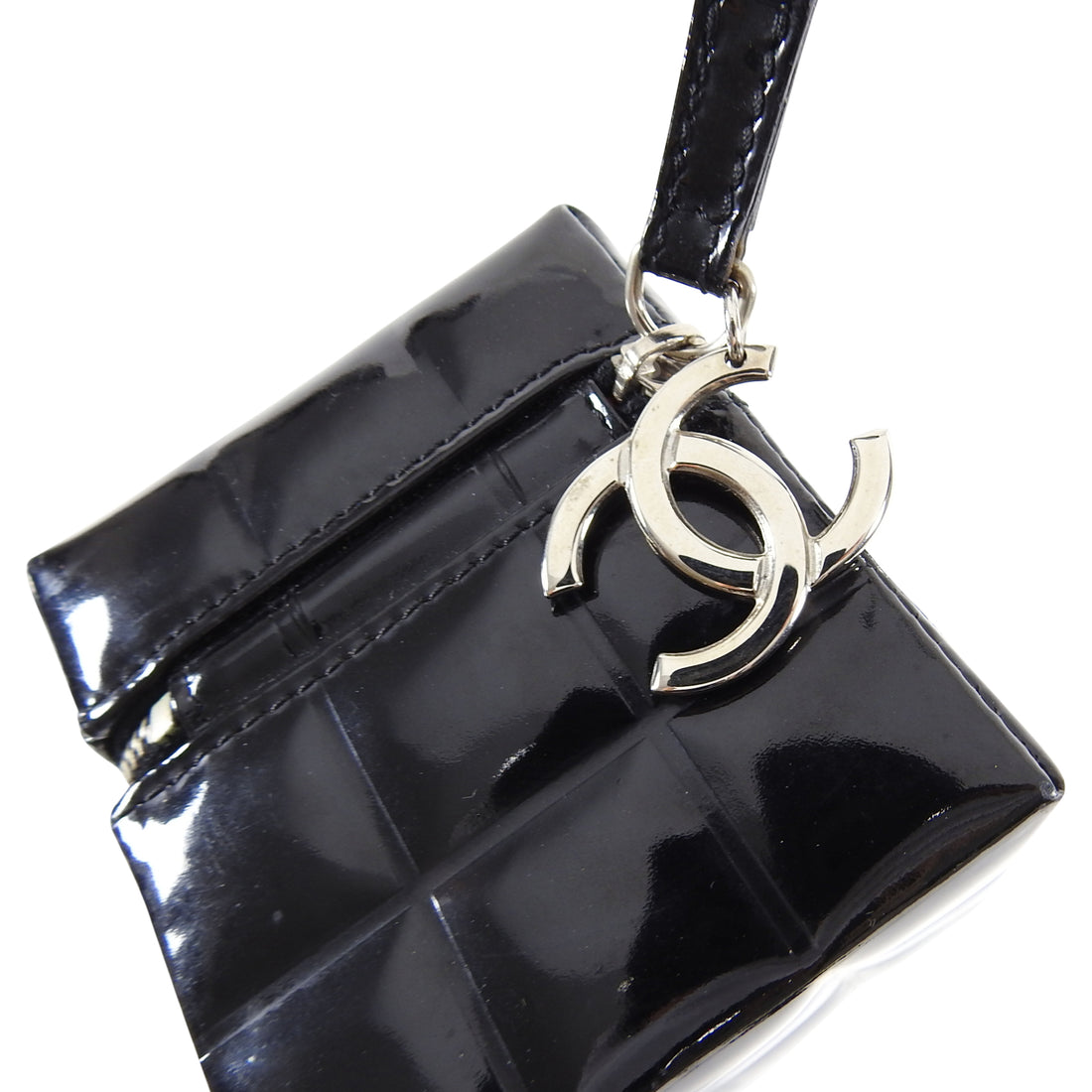 Chanel Vintage Black Patent Leather Micro Quilt Cube Wristlet Bag – I ...