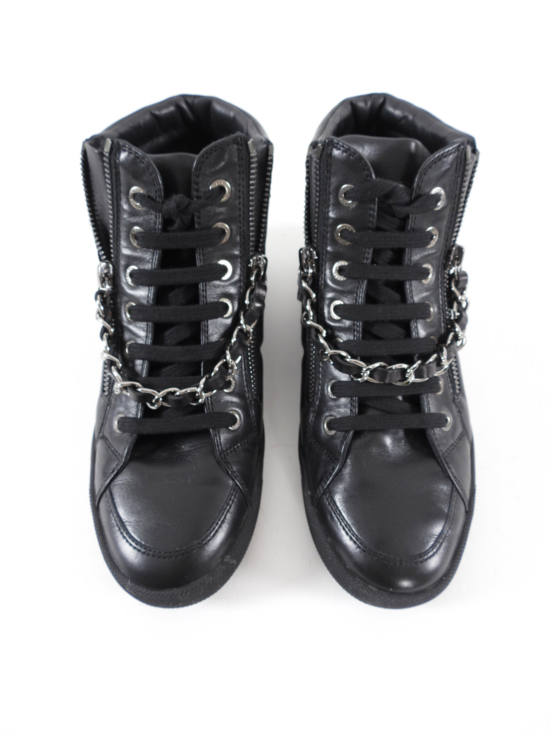 chanel chain sneakers