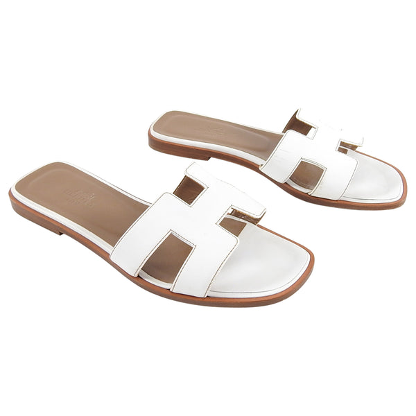 Hermes Oran White H Logo Flat Leather Sandal - USA 6 – I MISS YOU VINTAGE