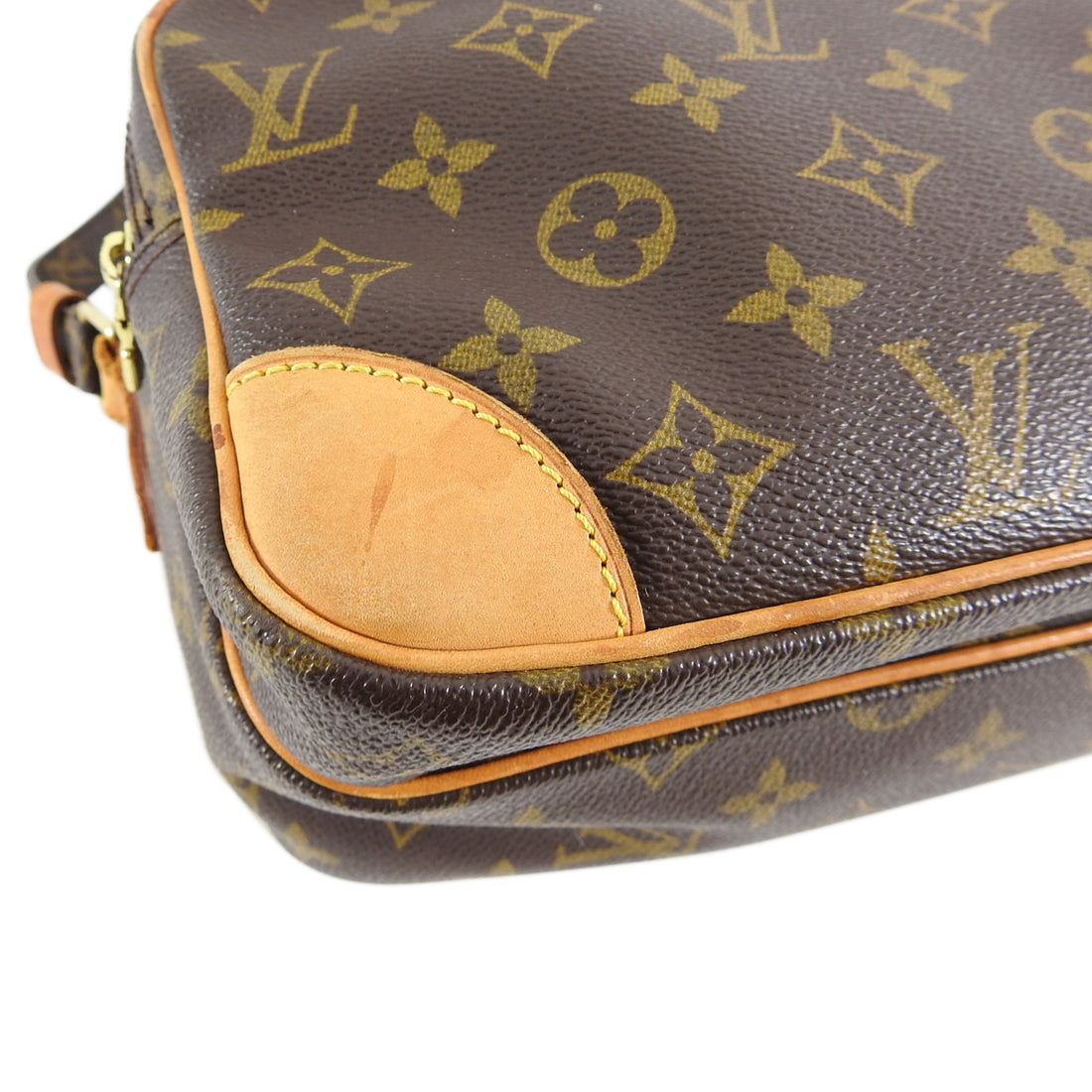 Louis Vuitton, Bags, Louis Vuitton X Nba Nile Messenger Pm Shoulder Bag  Mens Brown White Monogram