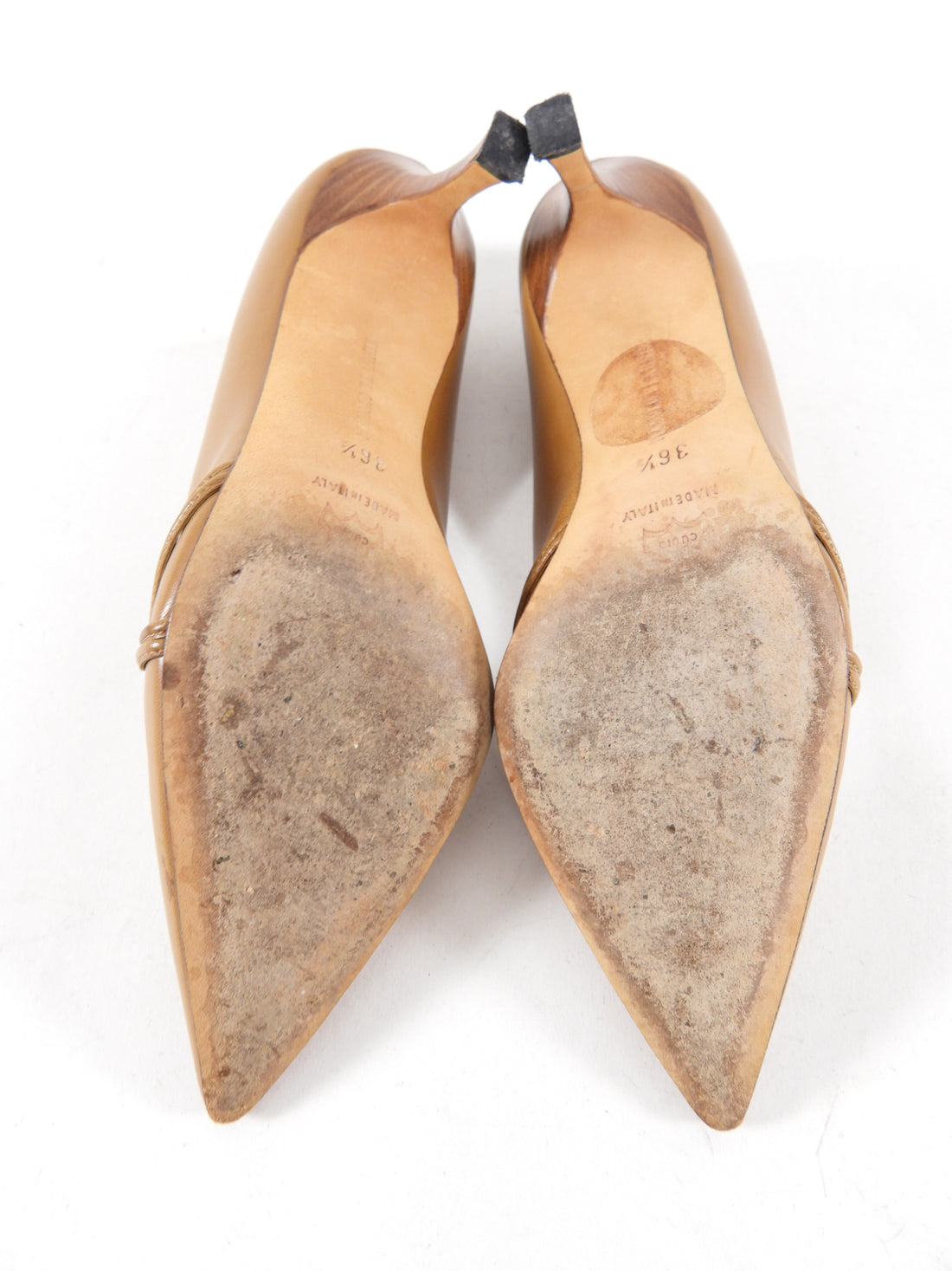 Manolo Blahnik Tan Kitten Heel Pumps - 36 – I MISS YOU VINTAGE