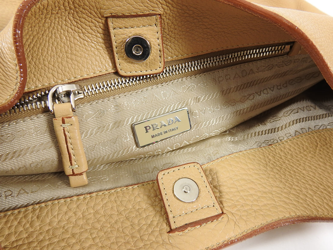 prada beige wallet