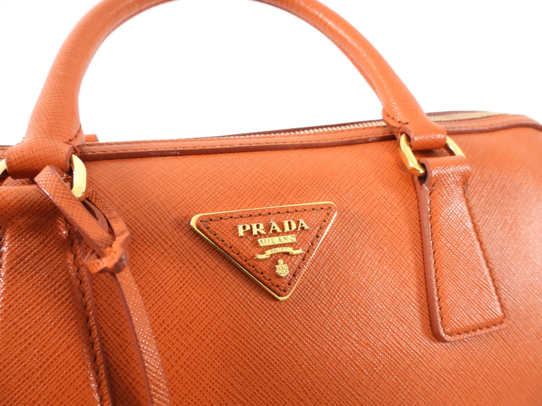 Prada Orange Saffiano Two Way Doctor Bag – I MISS YOU VINTAGE