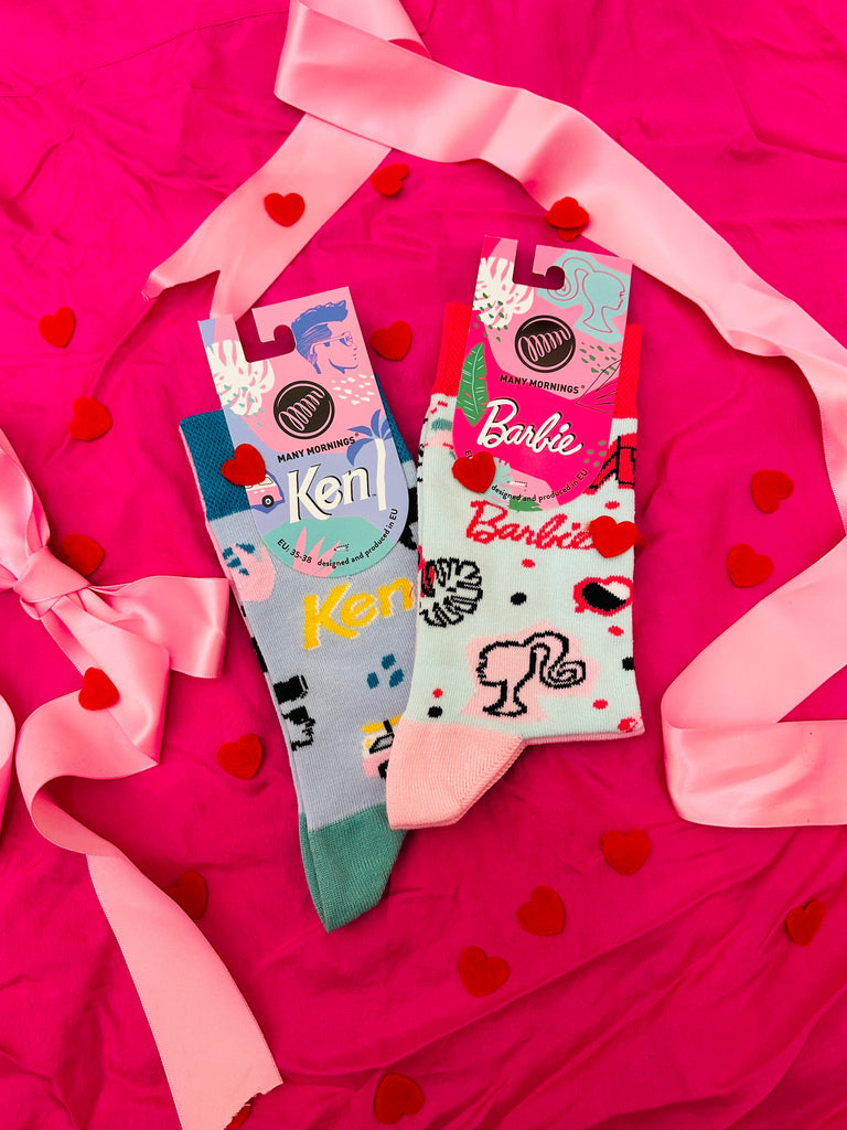 Here are the gems of our new Many Mornings collection. If you would like to spend the day in a real matchy-matchy piece, this pair of Barbie and Ken socks could be the perfect choice! It will brighten up any outfit and you can kindly let the world know that you really belong together!