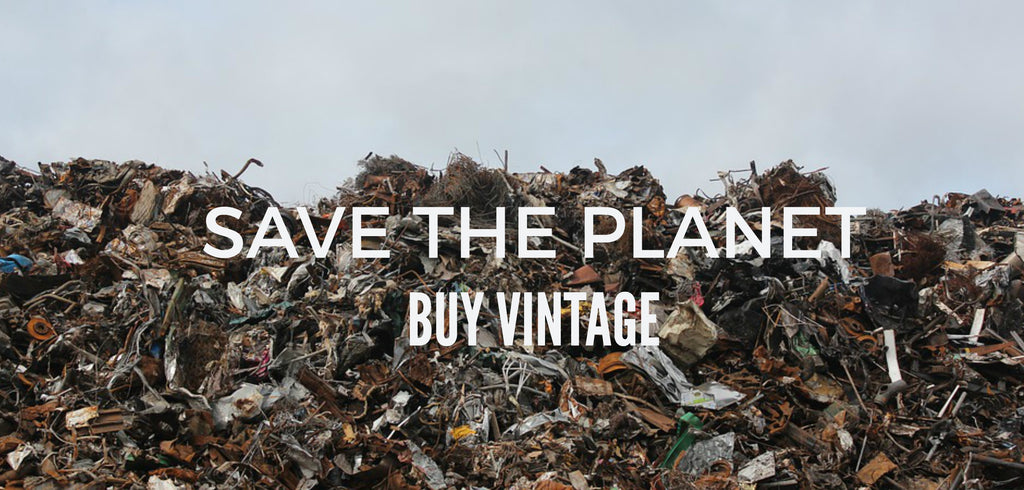 Védd a környezetet vintage és használt ruhadarabok vásárlásával. A zero waste tudatos divatkövetés környezettudatos magatartás. Olvasd 5 tippunket, ha kezdő vagy a fenntartható divat témájában. 