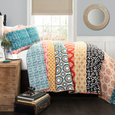 Bohemian Stripe Quilt Set For Teenager's Bedroom