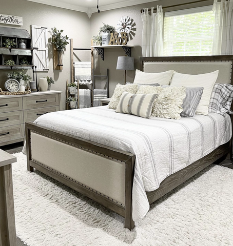 farmhouse bedroom