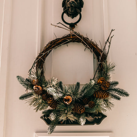 Holiday wreath