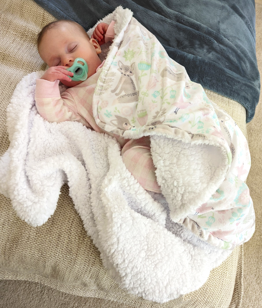 9 Tips for Cleaning with a Newborn