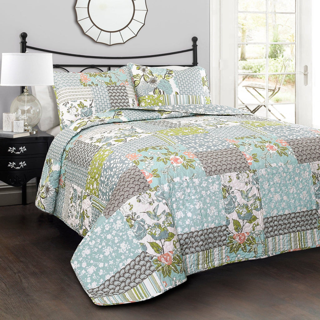 Roesser Quilt 3 Piece Set | Lush Decor | www.LushDecor.com