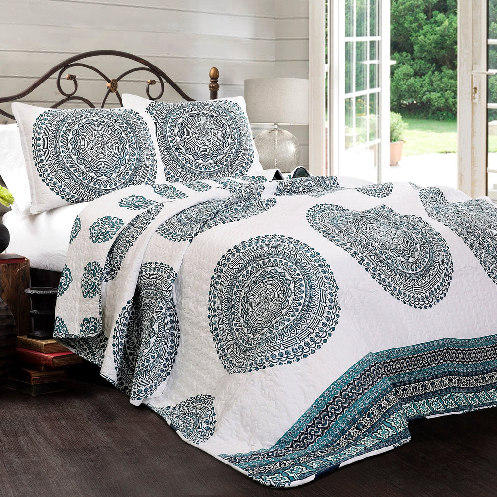 Shaila Medallion Quilt 3 Piece Set Lush Decor Www Lushdecor Com