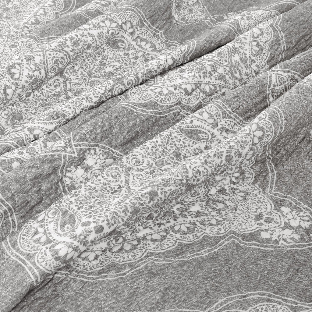 Lucianna Ruffle Edge Cotton Bedspread Set | Lush Decor | www.lushdecor ...