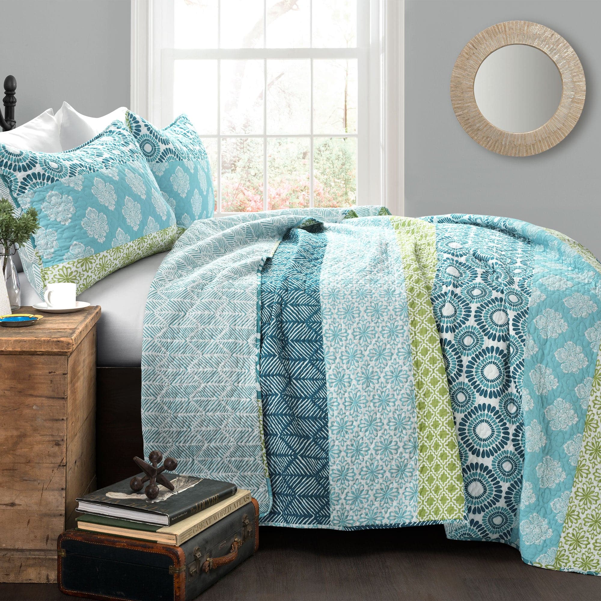 turquoise and grey quilt