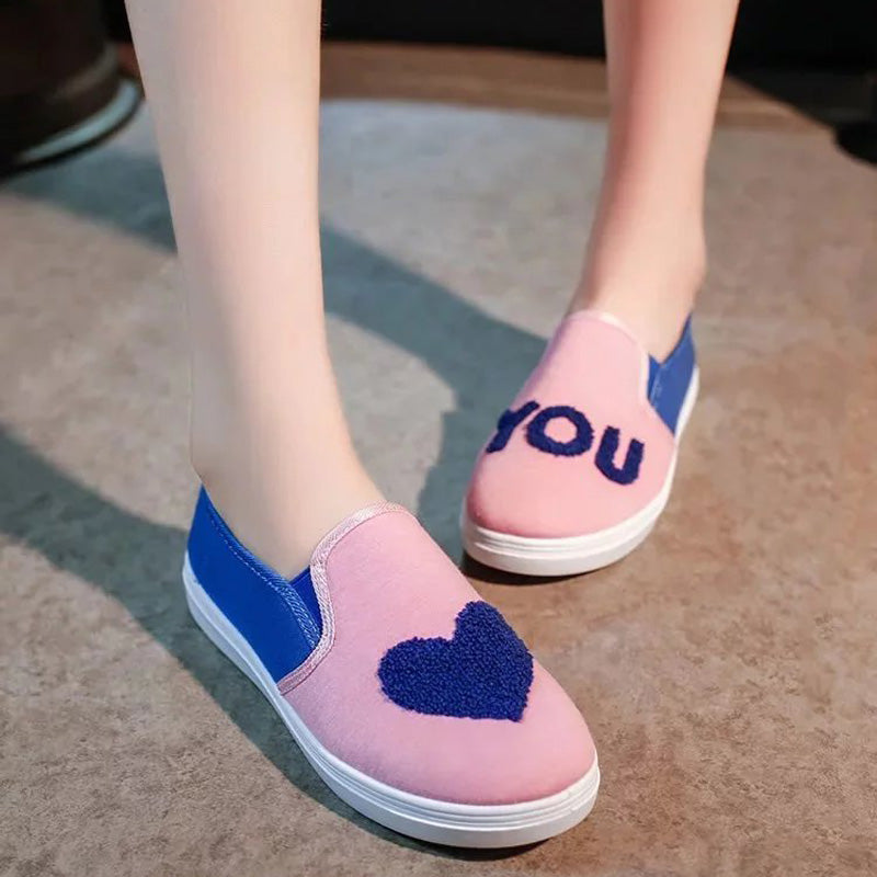Canvas Mixed Color Round Toe Flat Heel Heart Patten Loafers