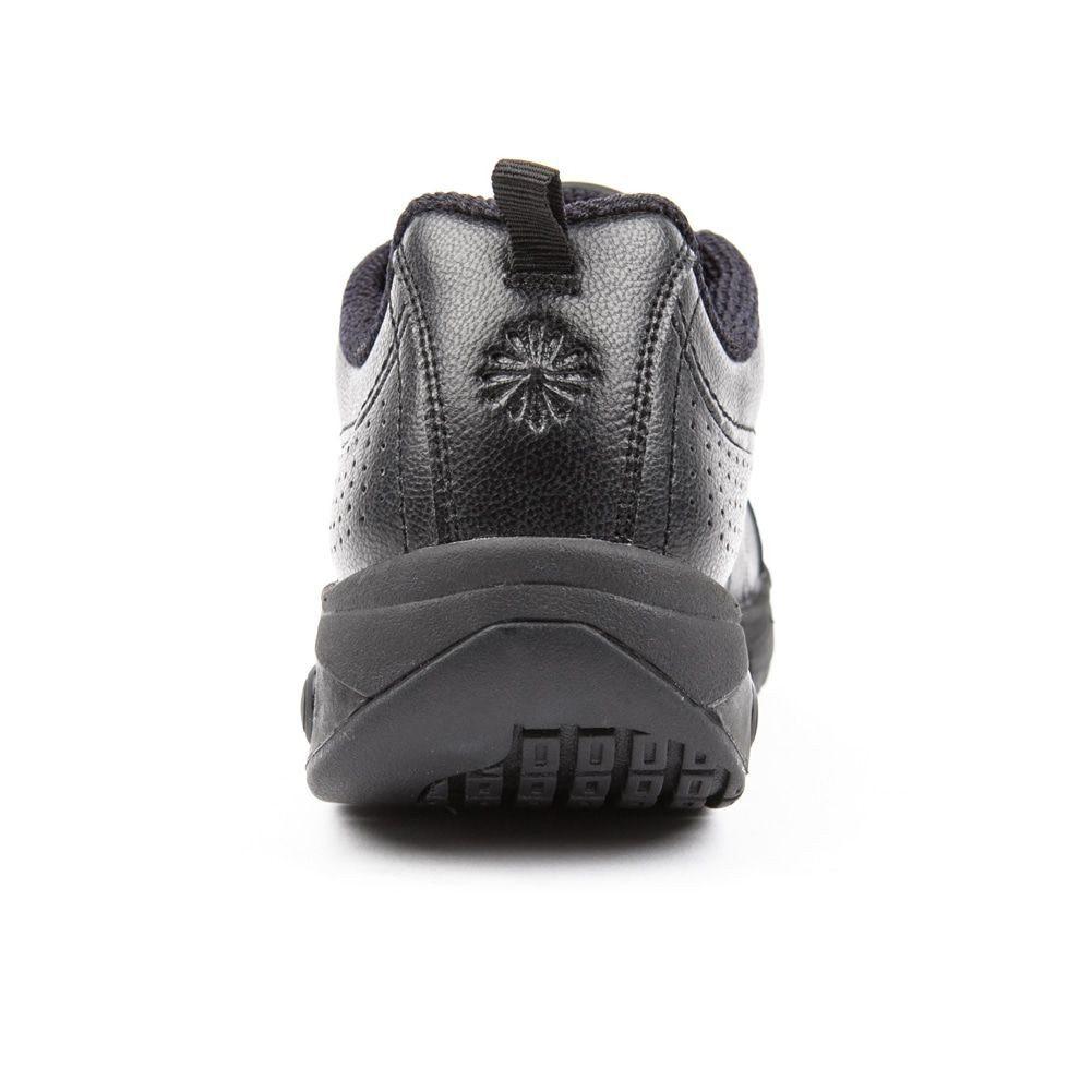 arch support slip resistant shoes