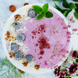Vegan Banana Berry Coconut Smoothie bowl by Maiken Fortes @maikenf