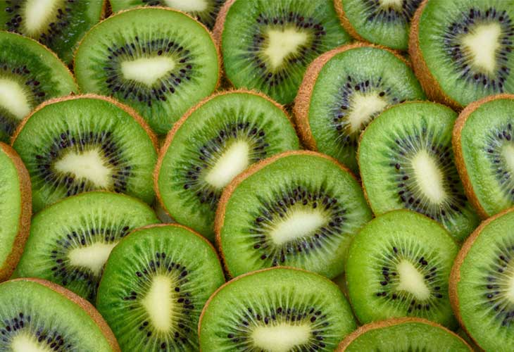 Kiwi - Collagen-rich foods