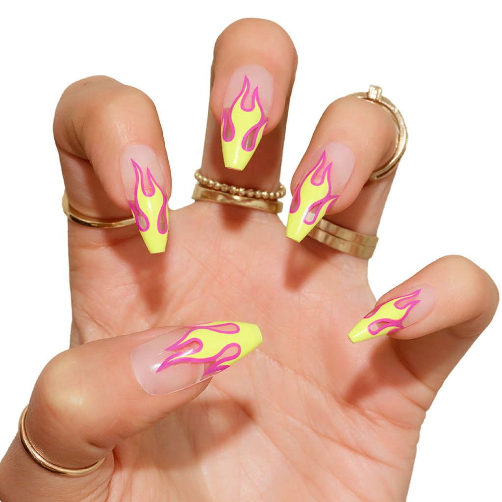 Featured image of post Pink Coffin Flame Nails / Coffin nails, also known as ballerina nails, are perfect for all nail addicts who prefer good design.
