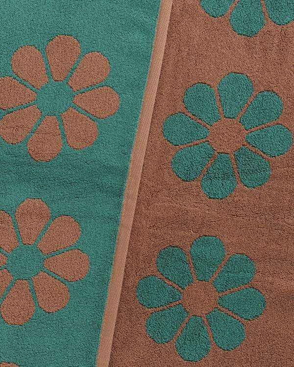 Bath Towel - Sage Daisy