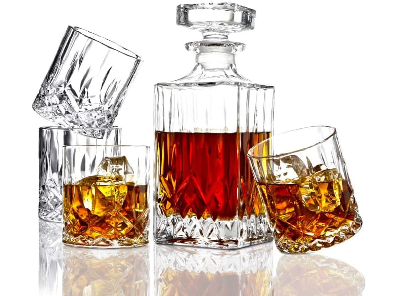 ELIDOMC Whiskey Decanter &amp; Glasses Set