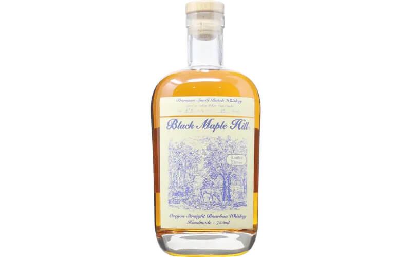 Black Maple Hill 16-Year-Old Small Batch  Bourbon