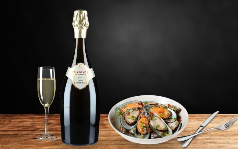 Blanc de Blancs and Mussels