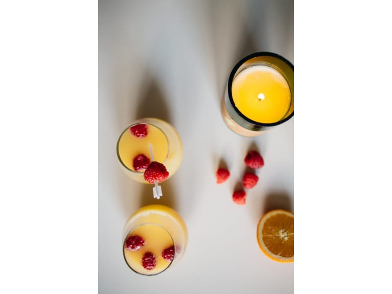 Mimosa Candle with berries and lemon