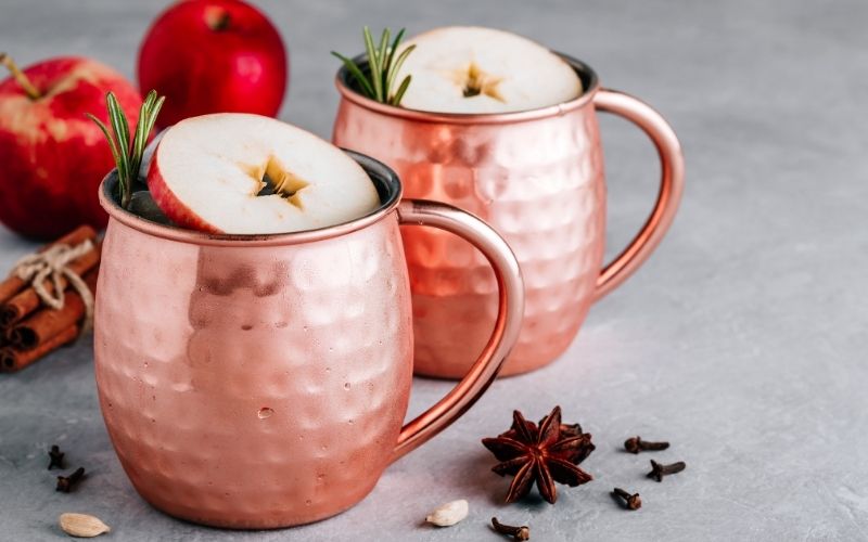 Low-Carb Apple Cider Moscow Mule