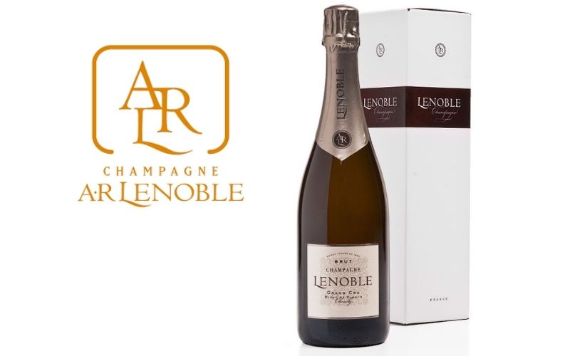 19 Famous Champagne Brands and Their Logos 