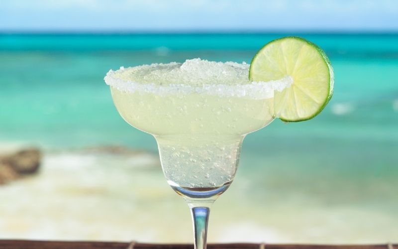 A glass of Keto Skinny Margarita with lime