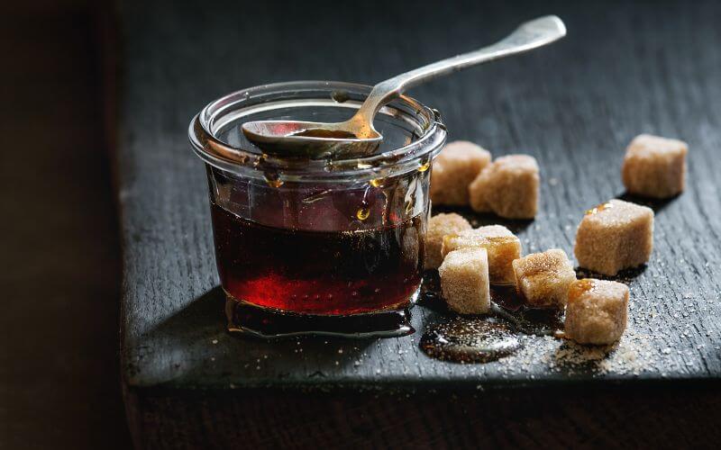 Add burnt sugar syrup to age your liquors