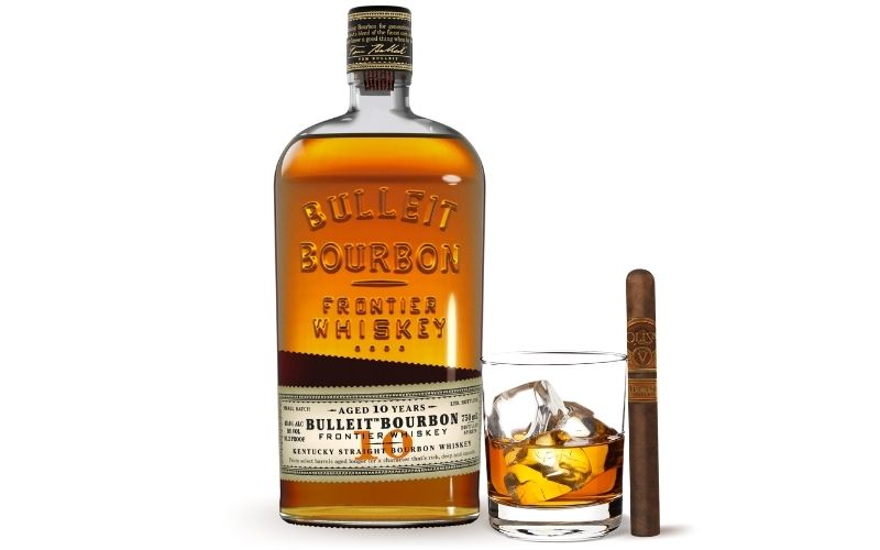 Bulleit Kentucky Straight Bourbon Whiskey & Oliva Melanio Maduro