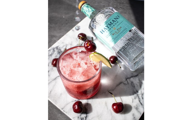 Cherry Vanilla Gin & Tonic