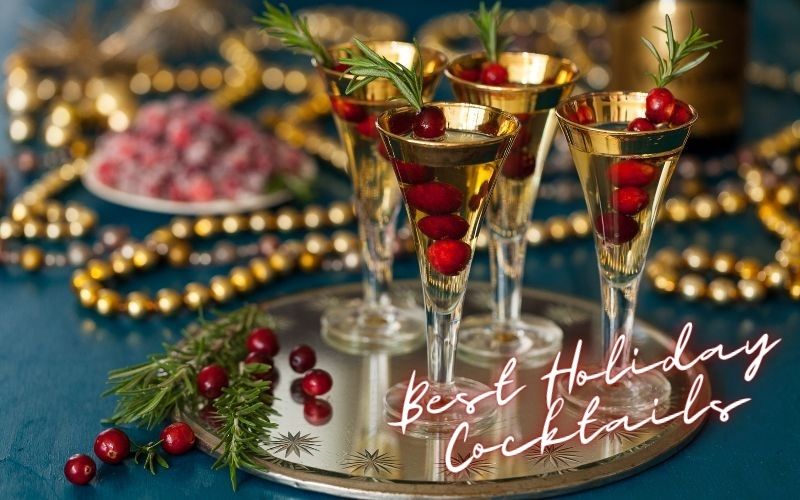 Festive Holiday Drinks To Warm Your Spirits